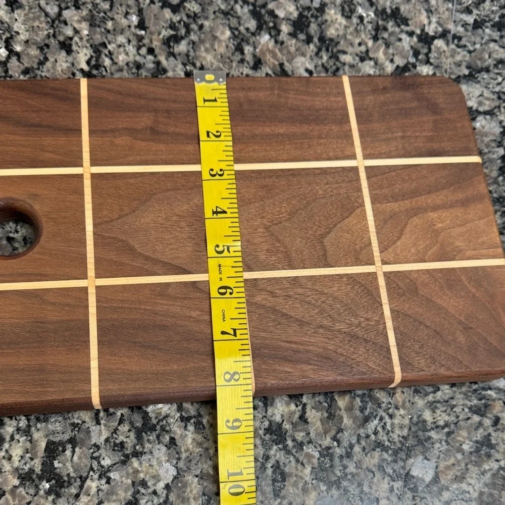 Checked Wooden Cutting Board with Grid Design NEW